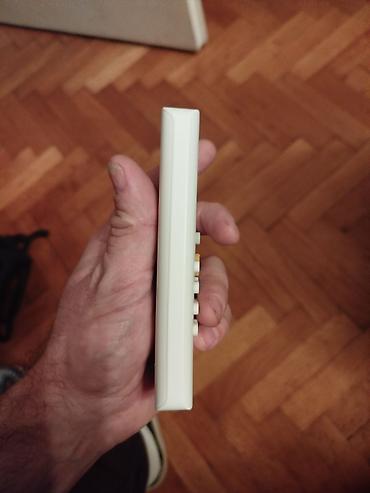 Inverter klime: Daljinski za klimu Midea.
Ispravan na lalafo.rs — 4 Inverter klime: Daljinski za klimu Midea.
Ispravan — 4