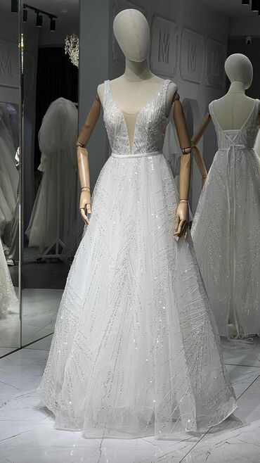 свадебное платье 50 размер: Ликвидация абсолютно новых свадебных платьев. Платья ни разу не
