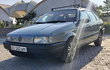 Volkswagen: Volkswagen Passat: 1991 г., 1.8 л, Механика, Бензин, Седан — 4