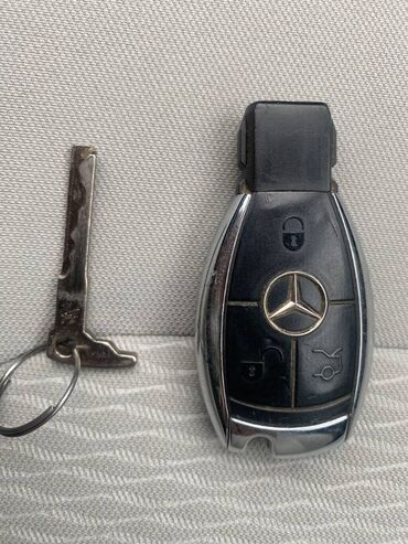 disk təkər r16: Orijinal Mercedes-Benz açarı. İkinci işlənilməyən açar olub, təzə