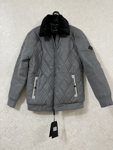 бежевые мужские куртки: Куртка S (EU 36), M (EU 38), цвет - Серый