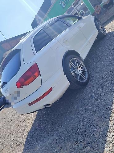 audi 6: Audi Q7: 4.2 l | Krossover — 4