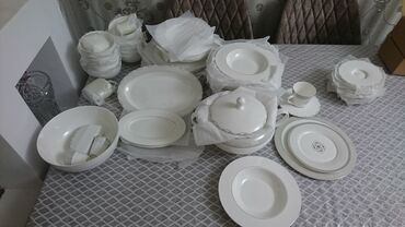 Наборы посуды и сервизы: Обеденный набор