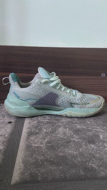 Women's Sneakers and athletic shoes: Легкие спортивные кроссовки, пара Для волейбол и васкетбола кочества
