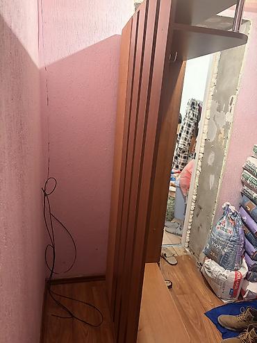 финская стенка: Прихожая модульная, цвет тёплый орех. Продаю прихожую с зеркалом 193 — 5