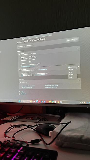 manitor alışı: HP 32inch 100 Hz ekran. 2 aydır alınıb. Karopkası ilə birlikdə içindən — 3