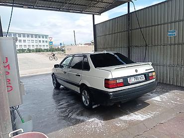 hongqi e: Volkswagen Passat: 1990 г., 1.8 л, Механика, Бензин, Седан — 4