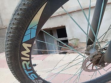 velosiped kameri: Dağ velosipedi təkər-seti və komponentləri bir az rəngi solğun dur — 5