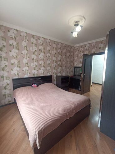 Köhnə tikili: Bakı, Yeni Günəşli Massiv V, 3 otaqlı, Köhnə tikili, 82 kv. m — 4