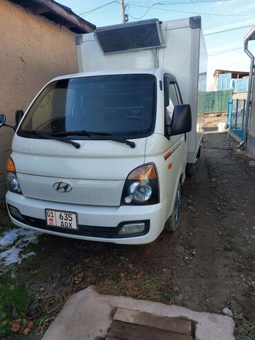 Hyundai: Hyundai Porter: 2013 г., 2.5 л, Механика, Дизель