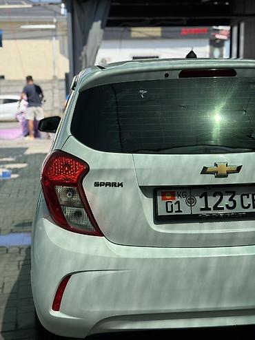 spark 2018: Chevrolet Spark: 2019 г., 1 л, Вариатор, Бензин, Хэтчбэк — 9
