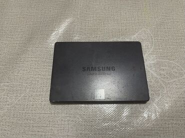 SSD diskləri: Daxili SSD disk Samsung, 120 GB, 2.5"