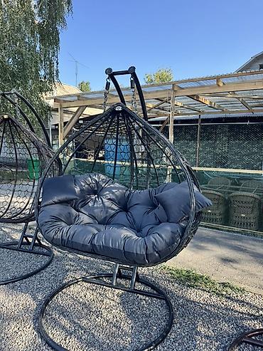 подвесной стол: Подвесное кресло-качеля «кокон» на стойке. - Тип: двухместное — 1
