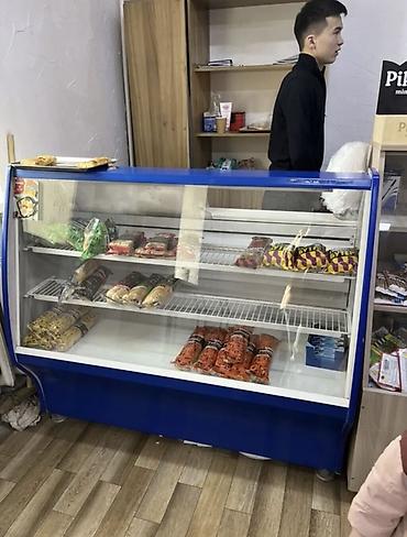 Холодильная витрина для магазина/кафе - Тип: настольная/напольная