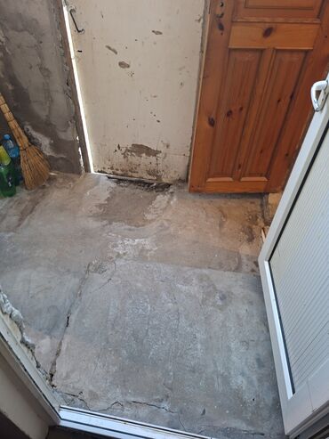 Uzunmüddətli kirayə evlər: Unvan huseyin arif kucəsi (vhacap 0504733275)( adi 0553209370) qaz su — 2