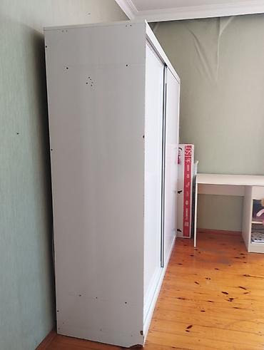 Мебель для дома: 2 ədəd birlikdə 200 m
islənmişdir,yaxsi vəziyyətdə — 3