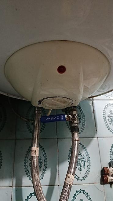 Ariston elektrik su qızdırıcısı (şaquli tip, silindrik kasa) -