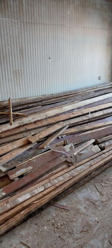 Fəhlələr: Munasib qiymete fehle xidməti yukdasima yukqaldirma iwleri goruruk — 15