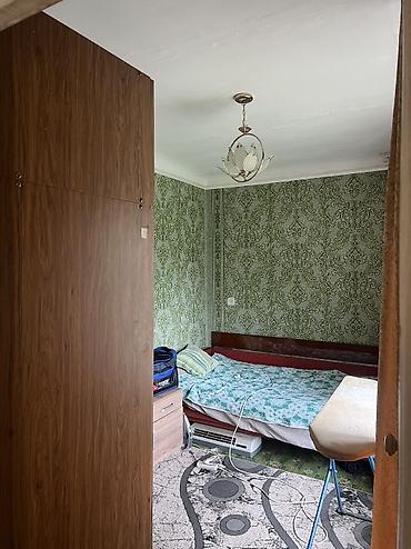 каинде: 3 комнаты, 80 м², 104 серия, 2 этаж — 3