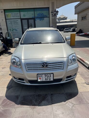 зимные шина: Toyota Avensis: 2004 г., 2 л, Автомат, Бензин, Универсал