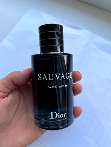 туалетная вода midsummer man: Dior Sauvage очень стойкий и шлейфовый, порвюмерная вода