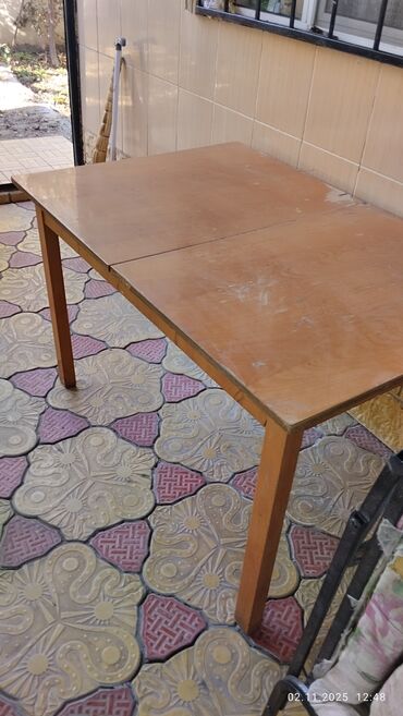 компютерный стол: Mətbəx masası, Açılmayan, Taxta, Dördbucaq masa