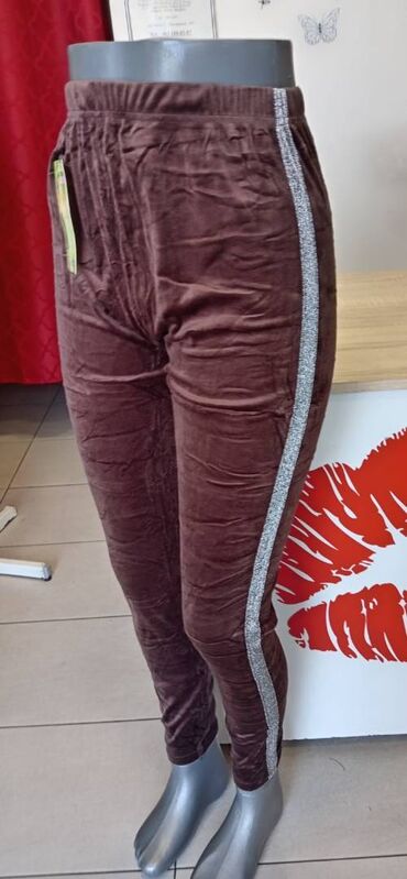 Donji deo: Ženske trenerke pliš elastin vel. S. M. L. Xl. Cena 999din — 8