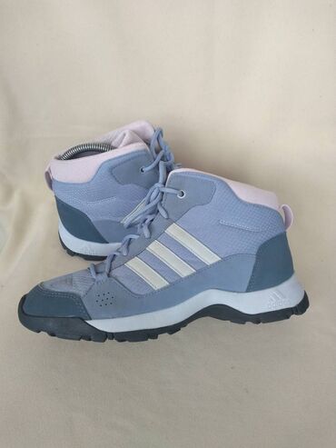 Women's Sneakers and athletic shoes: Adidas, 38 — 7