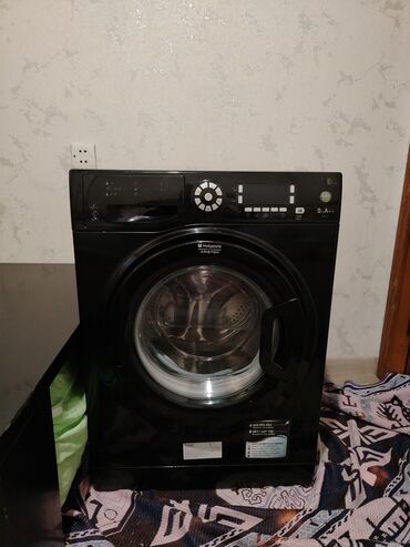 yağ maşını: Paltaryuyan maşın Hotpoint Ariston, 8 kq, Avtomat, Qurutmasız, Kredit yoxdur