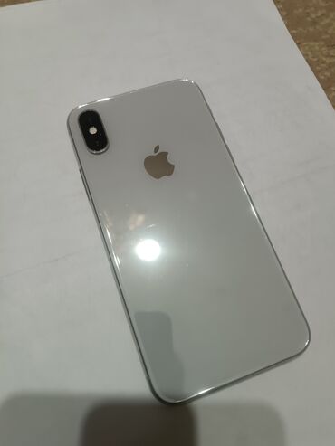 Apple iPhone: IPhone X, 256 GB, Gümüşü, Simsiz şarj — 11
