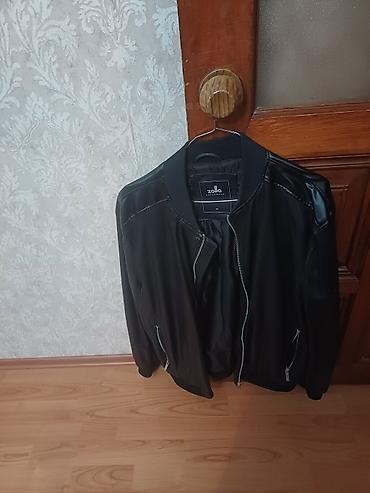 ag sarocka kisi: Şəkillərdəki geyim və ayaqqabı dəsti - Zolla Outerwear bomber — 1