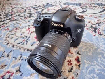 Фотоаппараты: Продаю готовый бизнес ! в комплекте есть: Зеркальная камера Canon