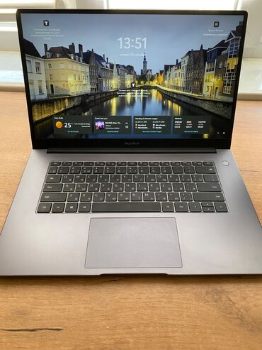 Ноутбуки: Ноутбук, Honor, 8 ГБ ОЗУ, AMD Ryzen 5, Б/у, память SSD