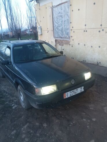 volkswagen cc: Volkswagen Passat CC: 1990 г., 1.8 л, Механика, Бензин, Универсал