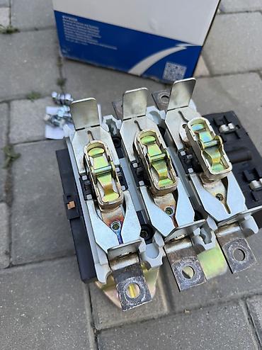 Chint 400 amperlik kontaktor,az istifade olunub,anbarda qalmış lalafo.az -da — 2 Chint 400 amperlik kontaktor,az istifade olunub,anbarda qalmış — 2