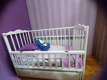 lay lay matras: Oğlan və qız üçün, İşlənmiş, Dördbucaq, Beşik, Dəstsiz, Matras ilə, Yellənmə mexanizmi ilə — 1