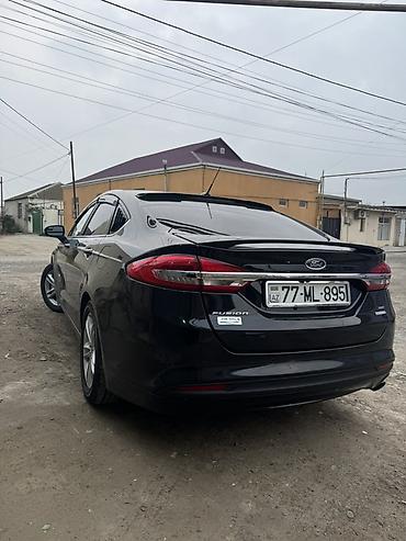 per: Ford Fusion: 1.5 l | 2018 il 179800 km Sedan — 1