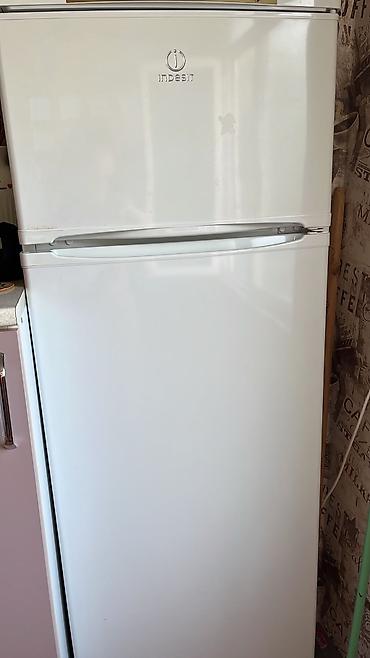 Soyuducu Indesit 220azn Defros Evden satis ustada olmayib ela isleyir lalafo.az -da Soyuducu Indesit 220azn Defros Evden satis ustada olmayib ela isleyir
