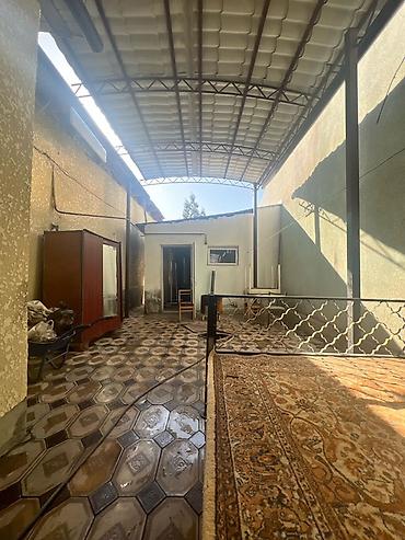 Продажа коттеджей и домов: Продаётся дом с закрытым двором и большим навесом для автомобилей — 15