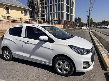 spark 2015: Chevrolet Spark: 2020 г., 1 л, Автомат, Бензин, Хэтчбэк — 5
