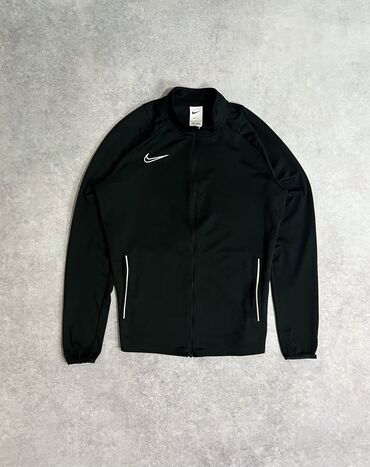 nike 37: Мужской спортивный костюм, L (EU 40), Nike, Б/у