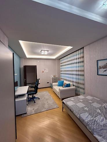 3 otaqlı: İcarəyə verilir 3 otaqlı yeni tikili 179 m², Nizami m. Kateqoriya — 3