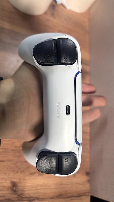 PS5 (Sony PlayStation 5): Контроллер DualSense для PlayStation 5 (оригинал, белый) - — 3