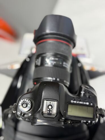 Fotokameralar: Salam Allah satanada alanada xeyir versin. Her bir şeyi üstünde — 16