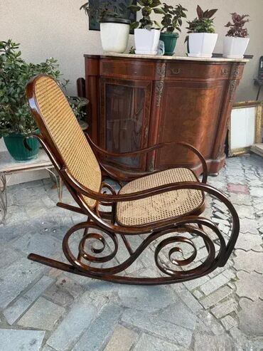 kuhinjski element za sudoperu: Stilska thonet LJULJASKA stolica za ljuljanje ODLICNO STANJE Stilska