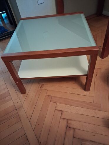 masa örtüyü: Güzgüsüz