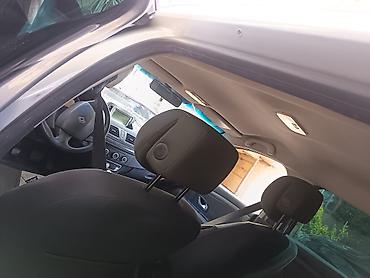 Renault: Renault Mégane kombi (station wagon) • Kuzov: kombi, gümüşü rəng • — 4