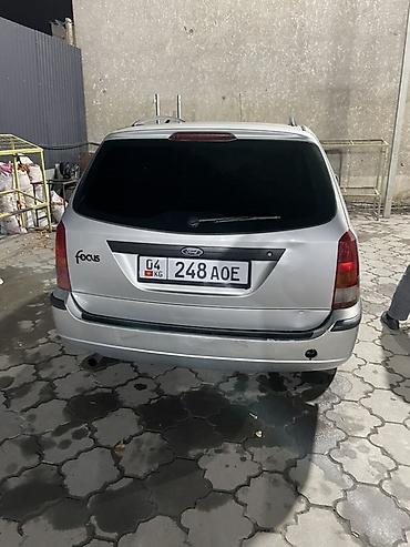 Продажа авто: Ford Focus: 2002 г., 1.6 л, Механика, Бензин, Универсал — 3