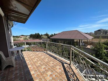 Həyət evləri və villaların satışı: Satılır: geniş həyətli fərdi yaşayış evi (tam mebellə) - 2 mərtəbəli — 7