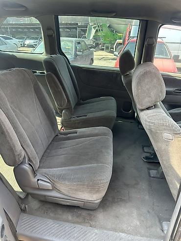 Mazda: Mazda MPV: 2000 г., Минивэн — 3